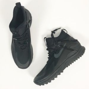 Nike Terra Sertig Adjustable Lace Boot Sz 9